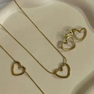 Heart necklace set