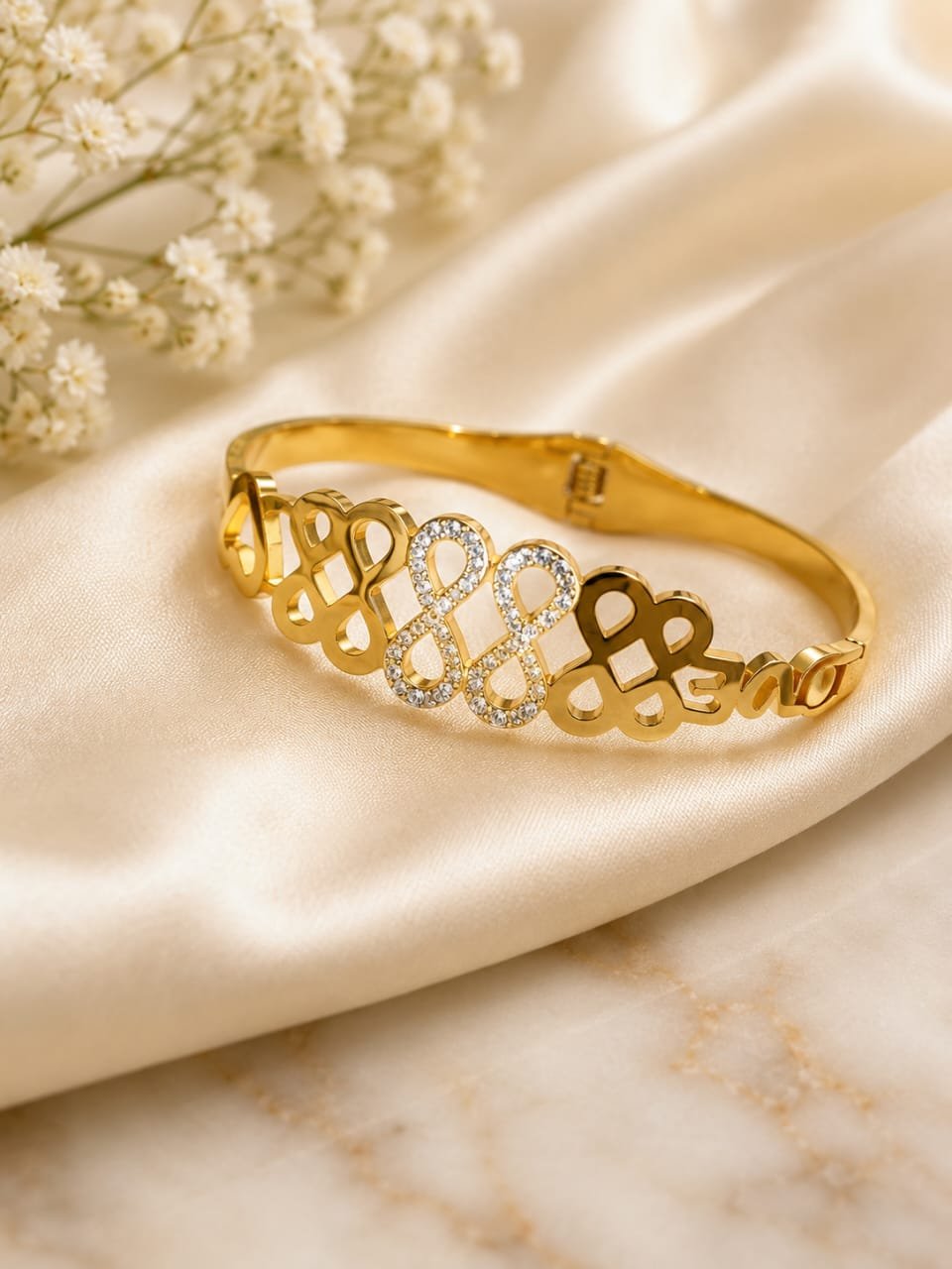 golden bracelet