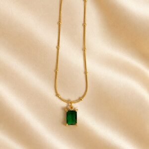 Emerald Elegance Pendant Necklace