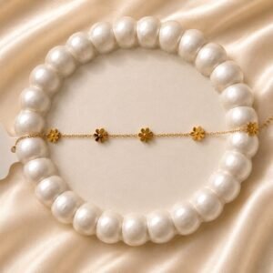 Gold Daisy Charm Chain Bracelet