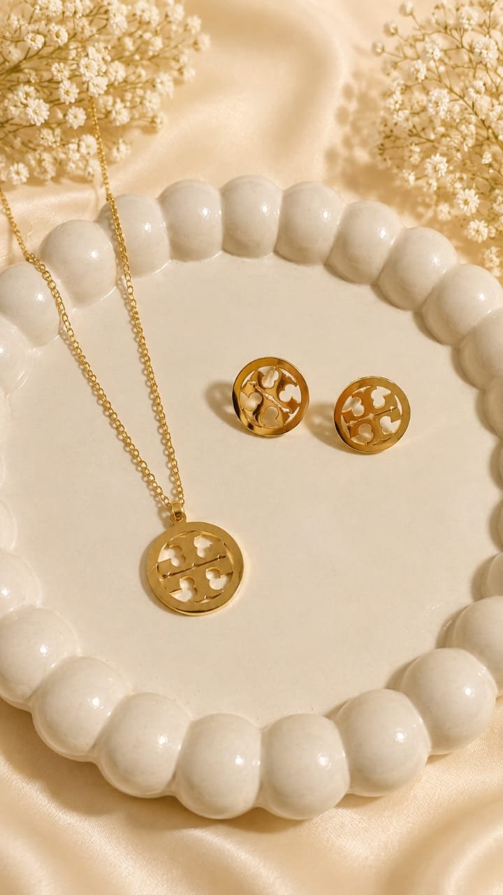 Golden Clover Pendant Necklace & Earrings Set