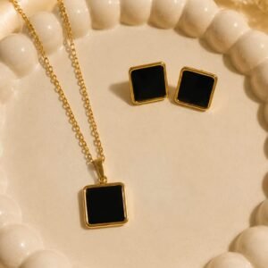 Black Square Pendant Necklace & Stud Earrings Set