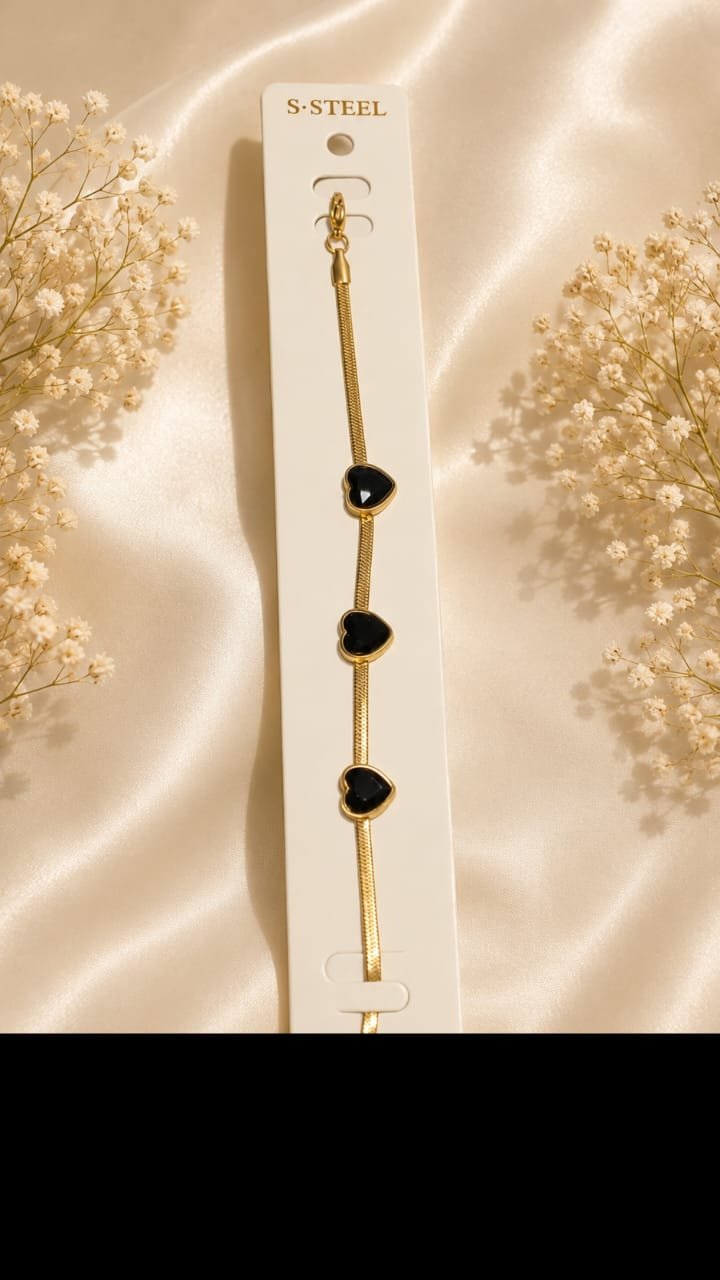 Black Heart Charm Gold Bracelet