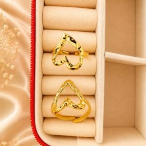 Golden Heart Glow Ring 💛✨
