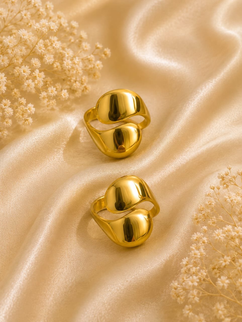 Luna Luxe Gold Open Statement Ring