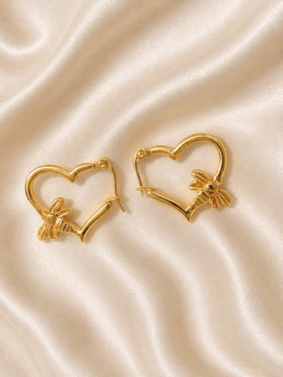 Heart-Shaped Bee Gold Hoop Earrings